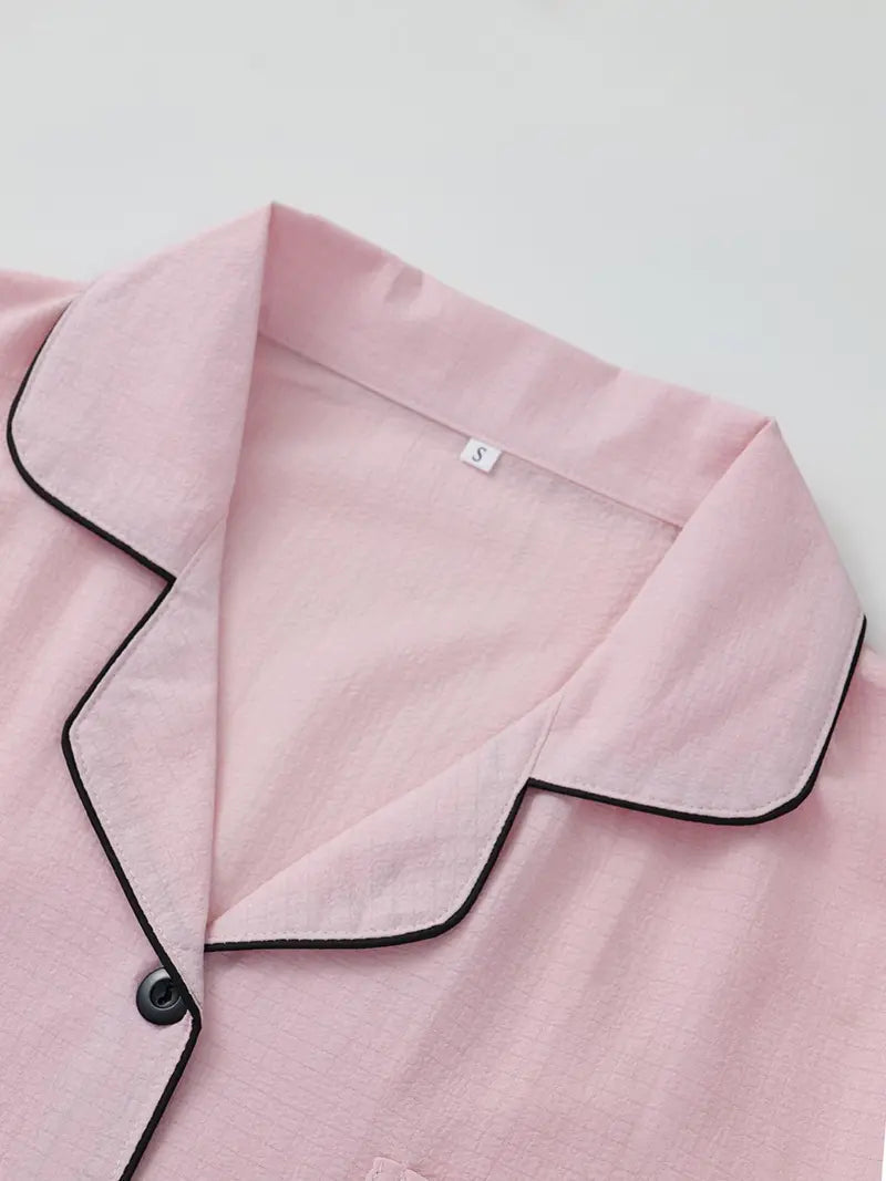 Set pigiama da donna con ricamo a cuore, colletto dentellato, maniche corte e tasche, completo casual e comodo con maglietta e pantaloncini per tutte le stagioni