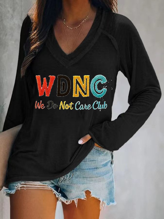 🔥Buy 3 Get 15% Off🔥Women's  V-neck Retro Funny Proud Member Of WDNC Club Menopause Perimenopause Print T-Shirt