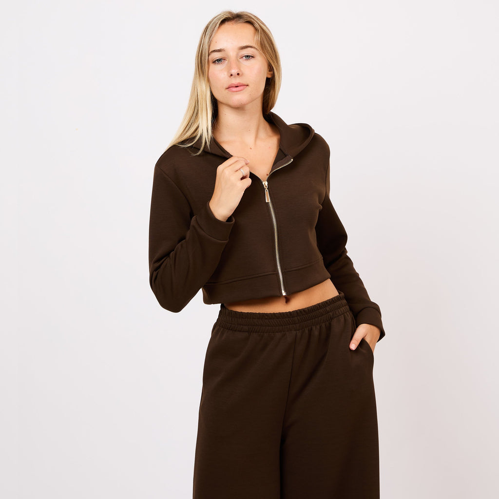[2026.NOHO] Completo con Felpa Cropped e Pantaloni Ampi