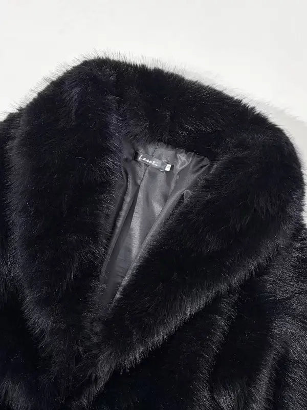 Manteau pour femme en fausse fourrure, couleur unie, devant ouvert, élégant, manches longues, col cascade, vêtement d'extérieur pour l'automne et l'hiver, vêtements pour femmes à porter au quotidien, vêtements pour femmes