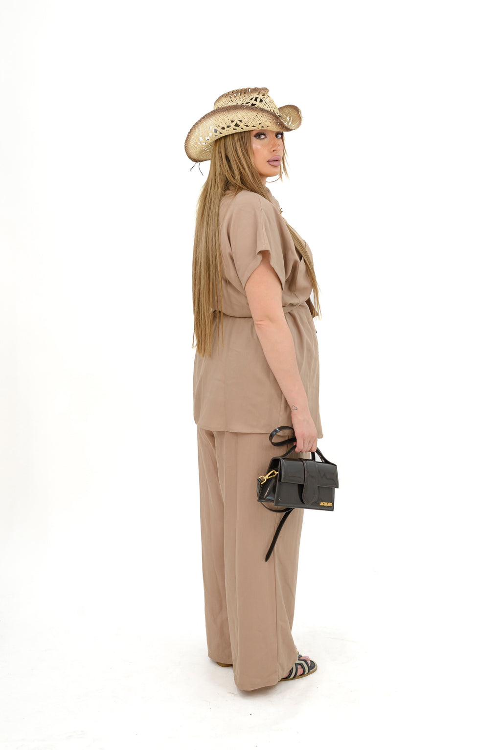 Coordinated Linen Angelica