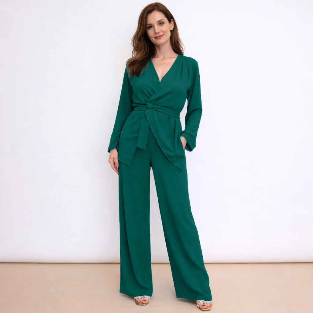 Completo pantalone e maglia incrociata