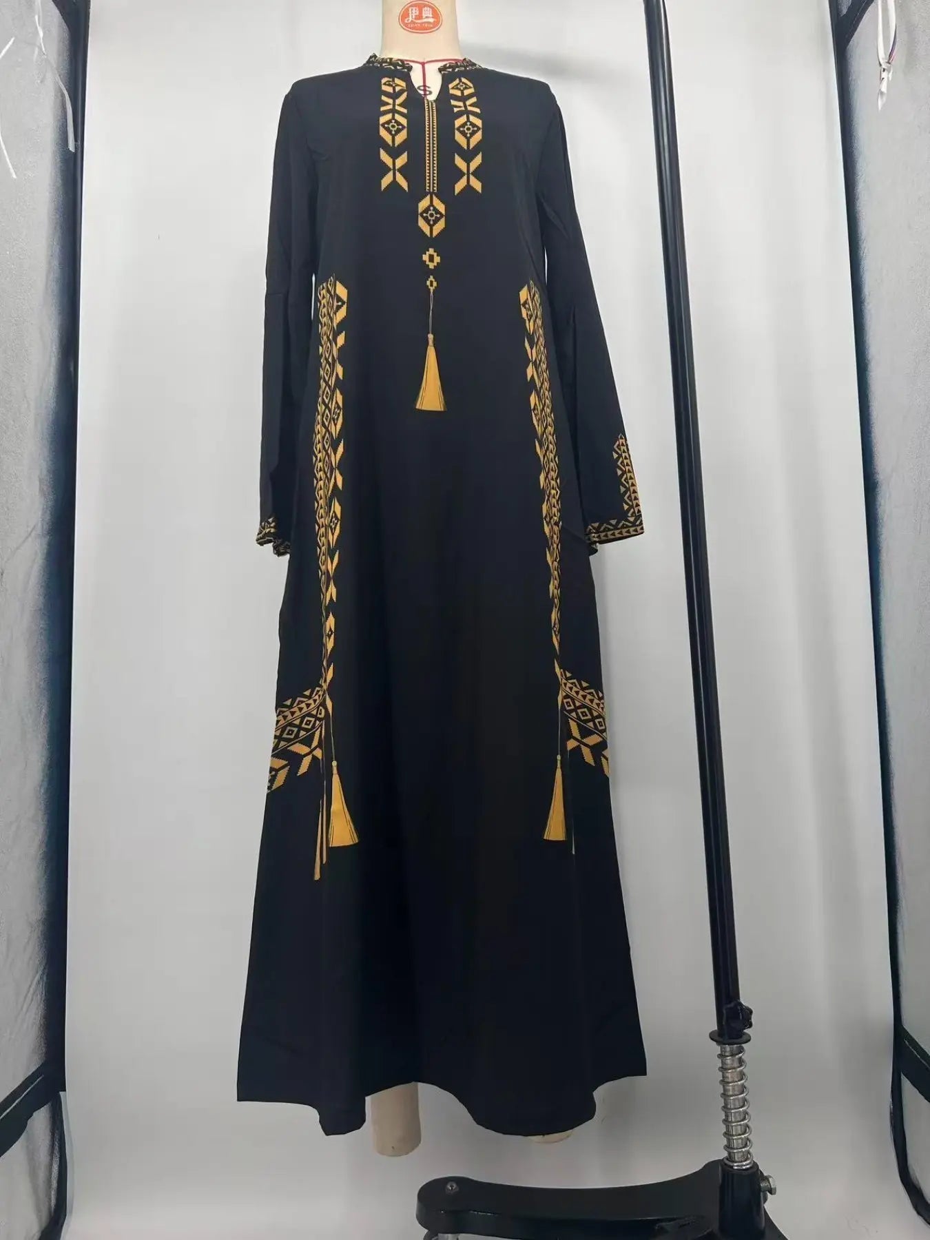 Vestito da donna con stampa digitale, abito a trapezio a maniche lunghe in tessuto intrecciato stile mediorientale, vestibilità casual aderente per le stagioni primavera e autunno, abbigliamento femminile