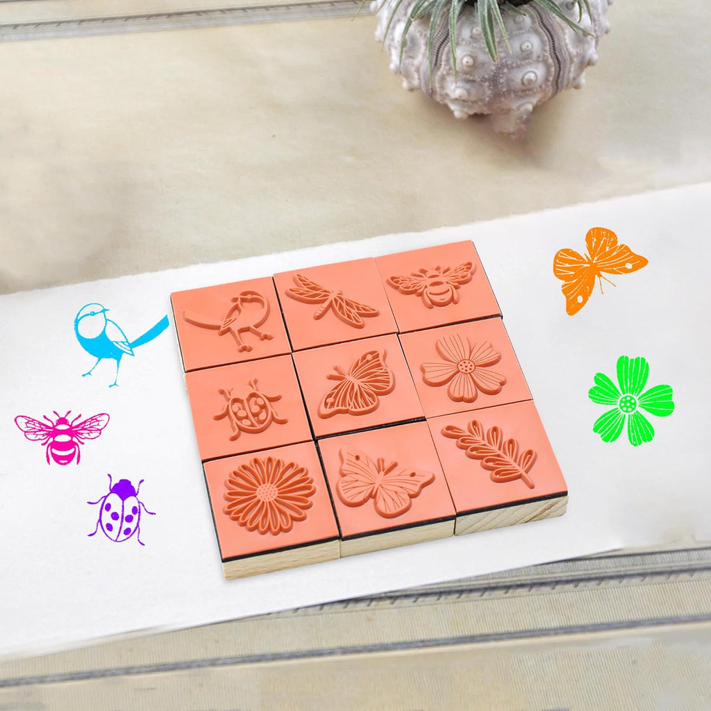 9 Timbri Vintage in Legno con Gomma, Timbri in Legno per Lavorazione Modelli di Farfalle Uccelli Coccinelle Fiori Piante, Set di Timbri in Gomma ad Inchiostro per Scrapbooking, Arte Fai da Te e Diari