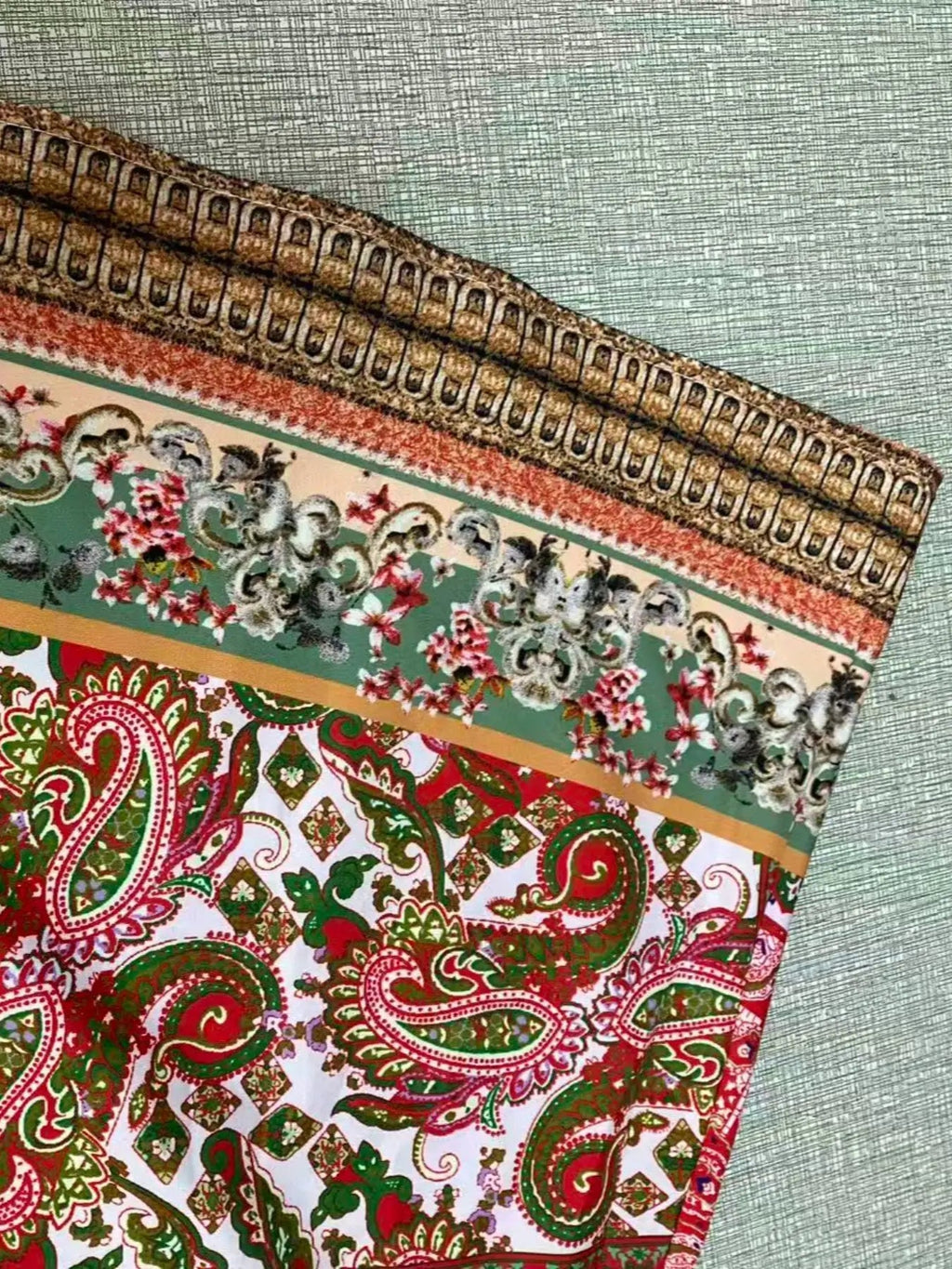 Vestito caftano con perline e stampa bohémien, Abito lungo da sera in stile abaya Jalabiya, Nuova moda femminile mediorientale, Abito elegante da festa, Caftano con stampa etnica