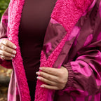 Peignoir de Séchage Imperméable Coupe-Vent, Robe de Changement Doublée Polaire Sherpa Douce, Manteau Veste à Capuche Surdimensionné à Manches Longues pour Enfants, Adultes, Hommes, Femmes, Surf, Plage, Natation, Restez au Sec