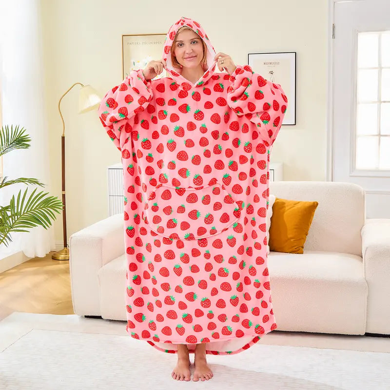 Couverture à capuche portable Surdimensionnée en polaire sherpa avec manches, couverture sweat à capuche douillette et géante extra longue pour adultes femmes cadeau d'hiver (Fraise)