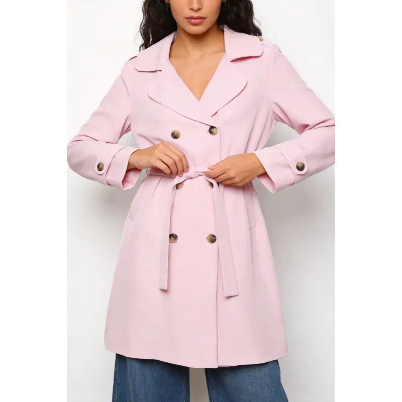 Trench-coat, doublé, à revers, croisé, avec ceinture, poches avant, vêtement féminin confortable, élégant et polyvalent, adapté à toutes les occasions, formelles ou décontractées, particulièrement adapté pour l'automne, l'hiver et le printemps.
