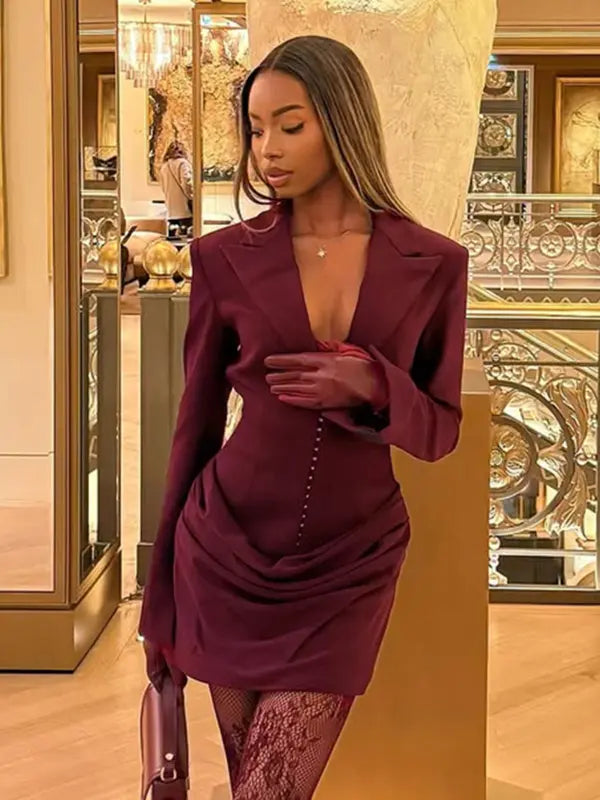Robe élégante pour femme, couleur unie, col en V profond, taille froncée tendance, parfaite pour les fêtes de printemps et d'automne
