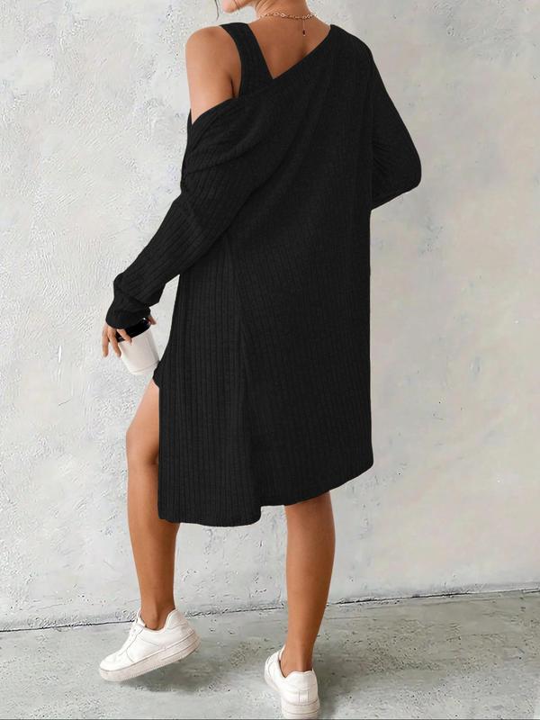 Completo da donna a righe, stile casual, tessuto confortevole, design alla moda, perfetto per l'uso quotidiano, abbigliamento