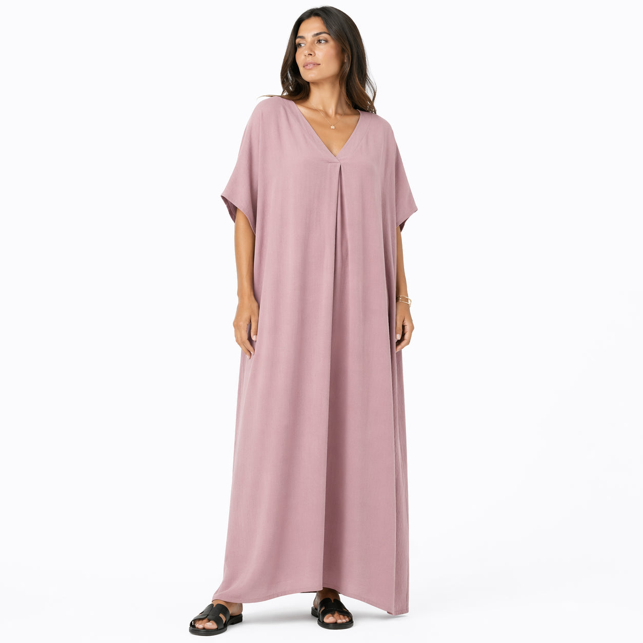 Robe longue, ample et fluide à col en V pour femme – chic et confortable pour l'été.