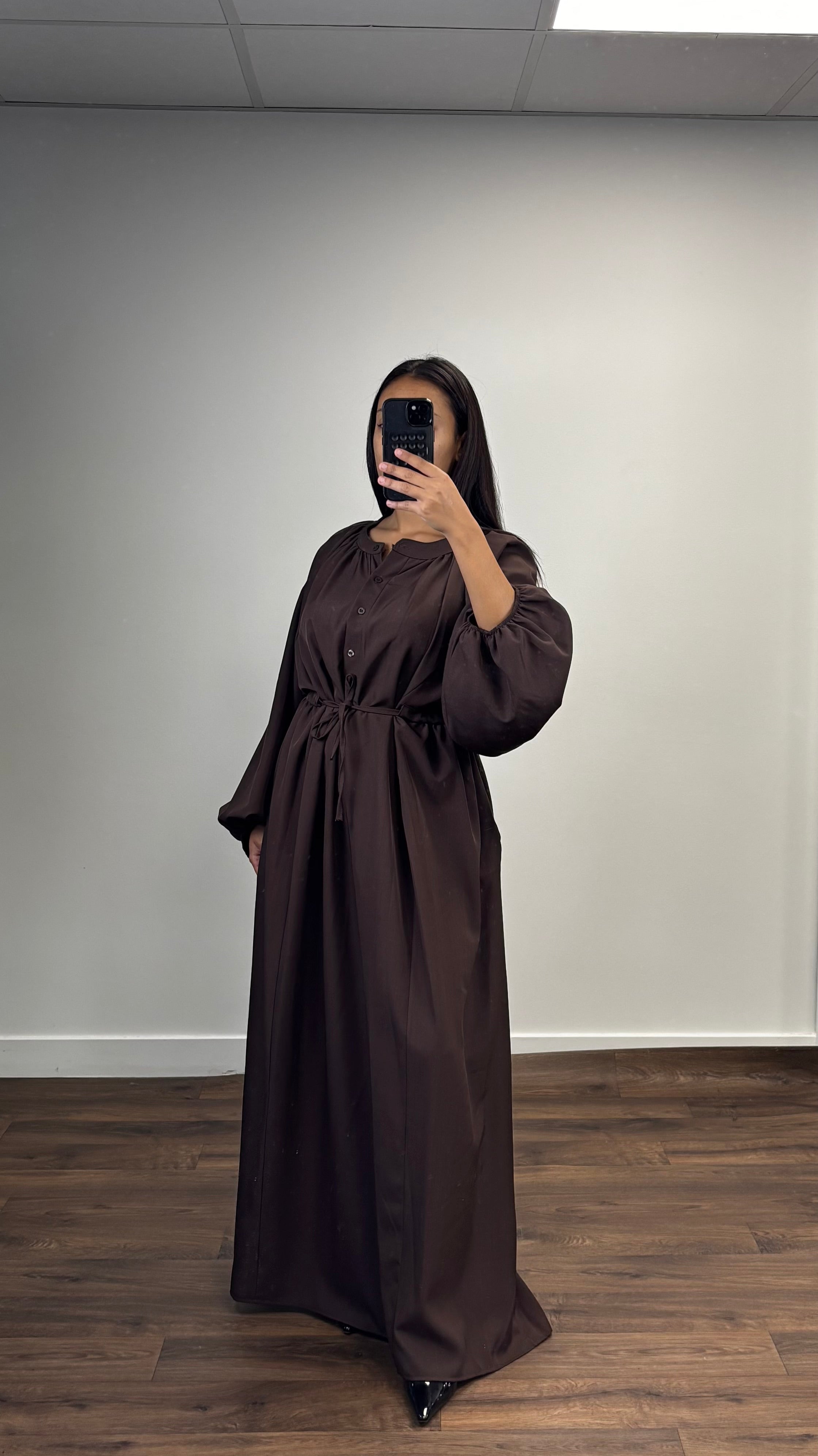 Robe mastoura ou cintrée