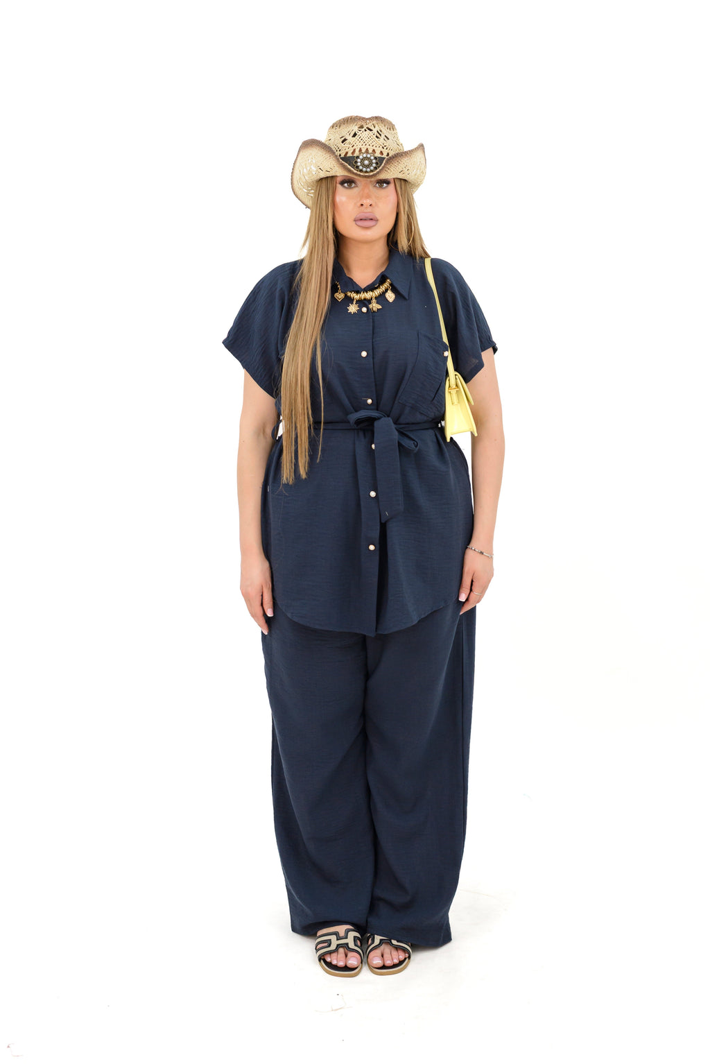 Coordinated Linen Angelica