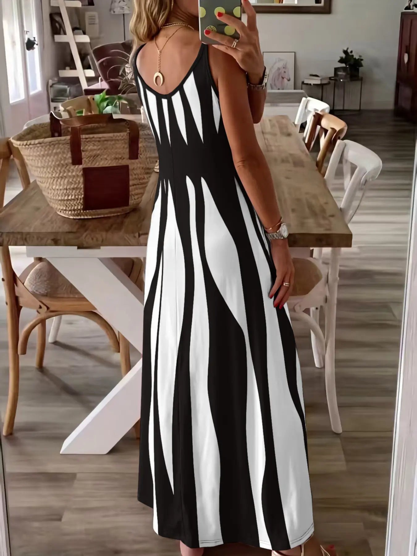 Women's Casual Sleeveless Striped V-Neck Long Dress