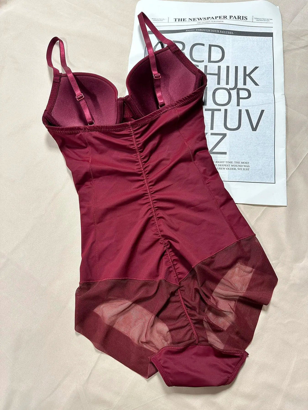 Ensemble Bodysuit Amincissant Froncé pour Femme, Design Fin Sans Bretelles, Parfait pour les Robes de Soirée, Sous-vêtement Confortable Toutes Saisons