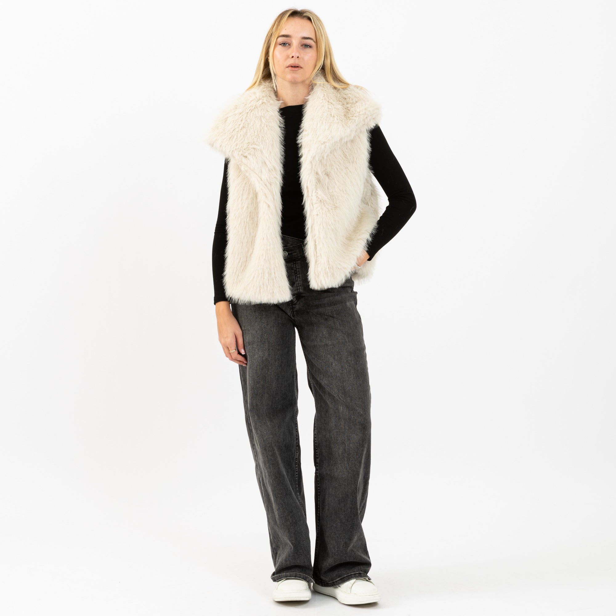 [2026.NOHO] Gilet In Ecopelliccia