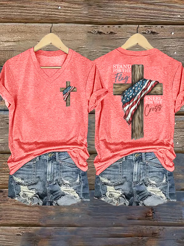 T-shirt casual da donna stampata con scritta "Stand For The Flag Kneel For The Cross"