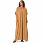 Robe longue, ample et fluide à col en V pour femme – chic et confortable pour l'été.