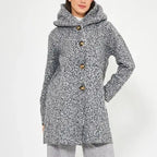 Cappotto con cappuccio e bottoni da donna per l'autunno/inverno, elegante e versatile, adatto a varie occasioni.