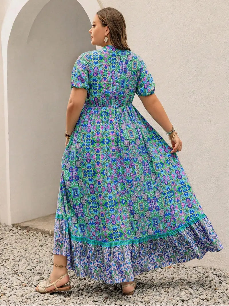 Robe Courte Grande Taille Imprimée Fleurie à Manches Courtes
