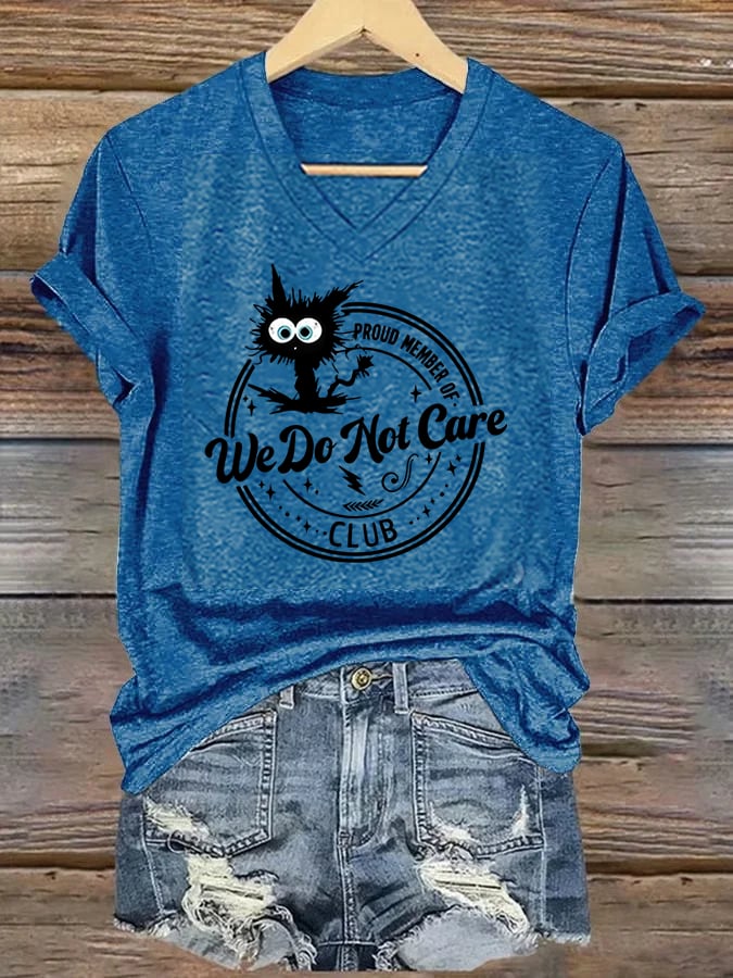 V-Neck Retro Funny Proud Member Of  Club We Do Not Care Menopause Perimenopause Print T-Shirt