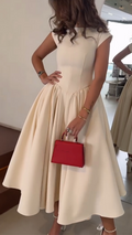 Robe Trapèze Femme Col Rond Coupe Trois-Dimensions Élégante