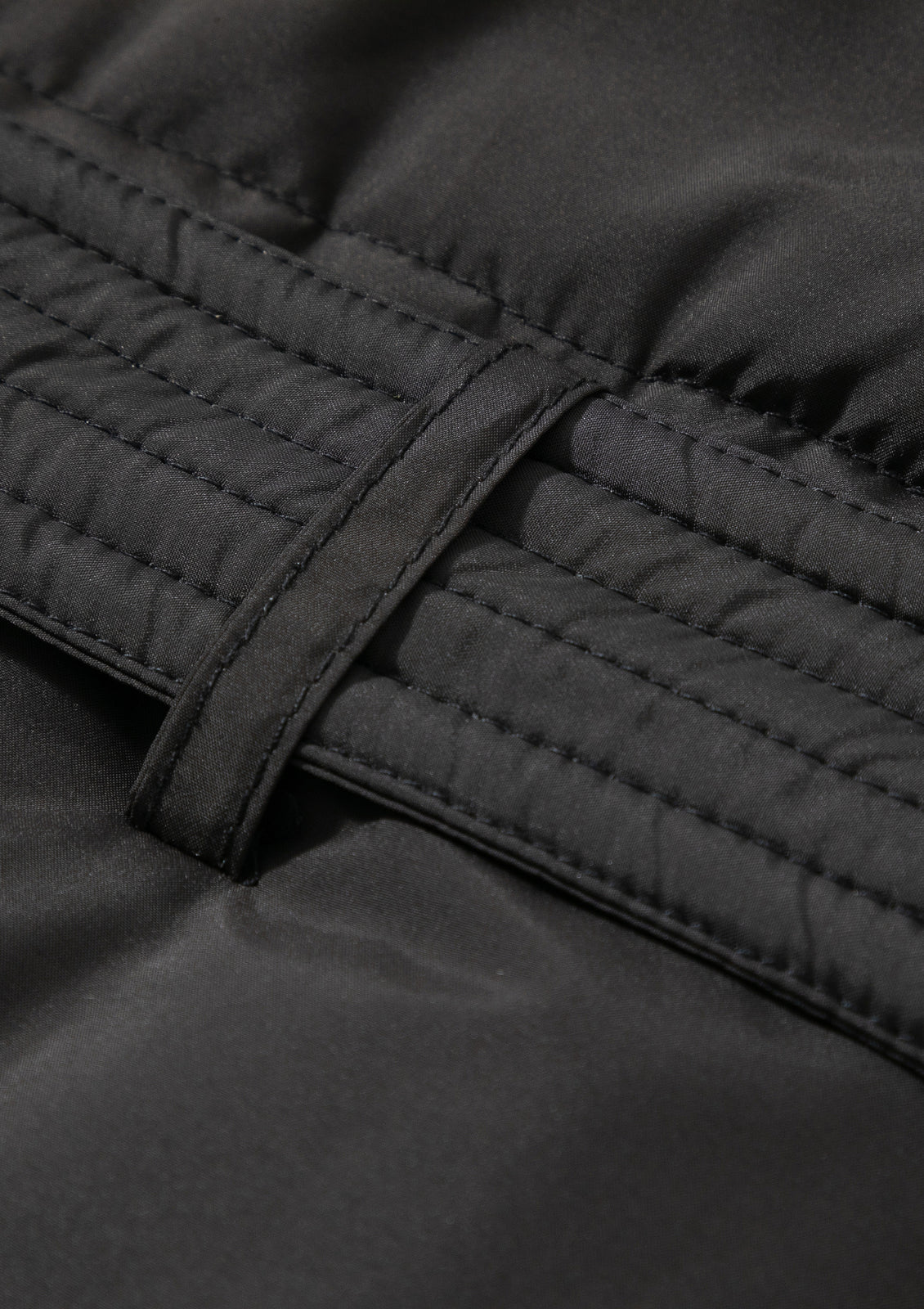 Veste longue boutonnée ceinturée, déperlante