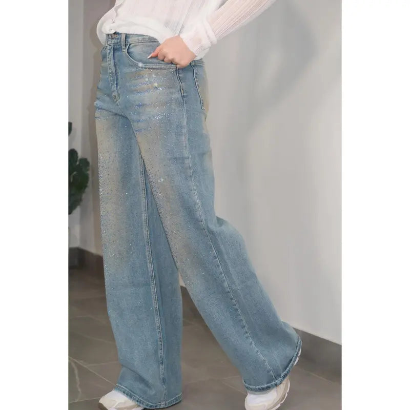 Jean - avec des détails scintillants, de style vintage, avec poches, disponible en deux modèles.