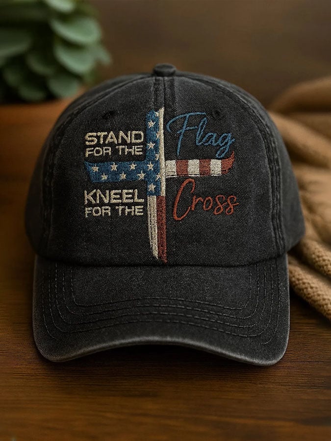 Cappellino Unisex Da Baseball Stai In Piedi Per La Bandiera Inginocchiati Per La Croce