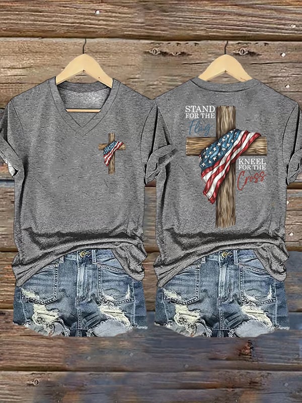 T-shirt casual da donna stampata con scritta "Stand For The Flag Kneel For The Cross"