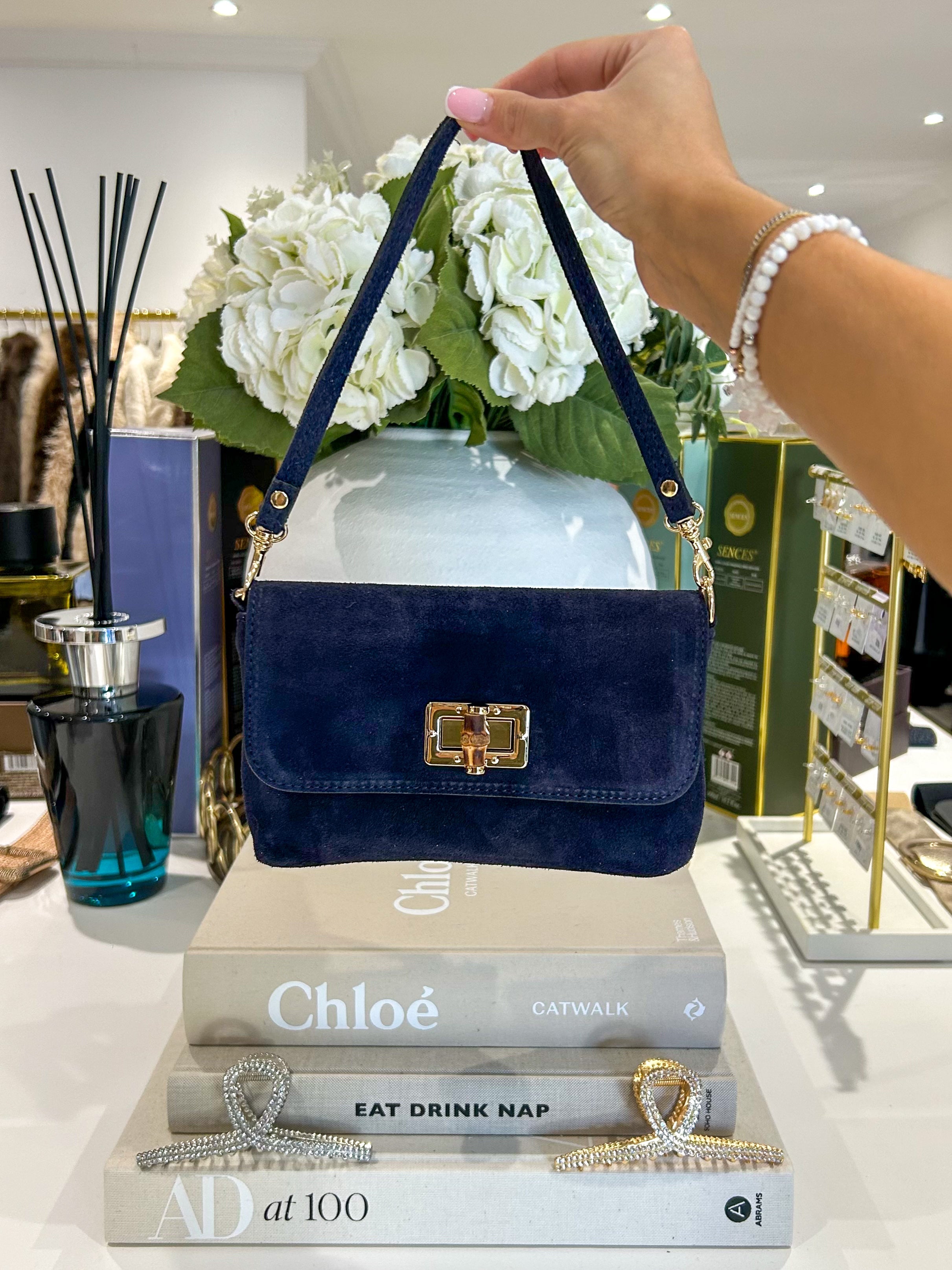 Mini sac en cuir véritable avec boucles en bois et accessoires dorés (10 coloris)