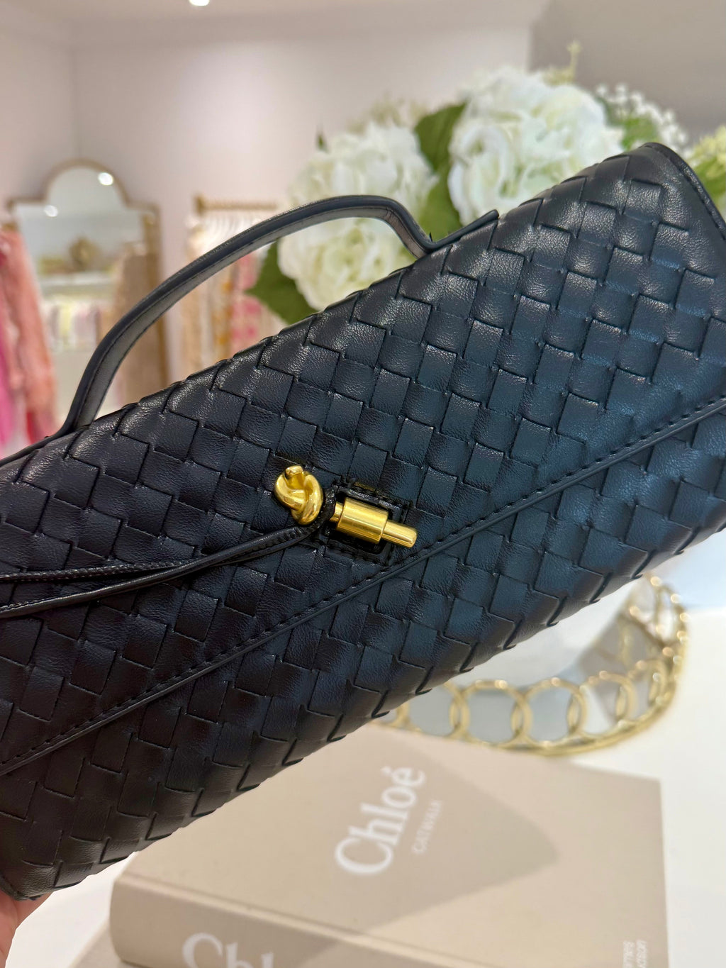 Borsa a pochette rettangolare intessuta con chiusura a barra dorata (15 Colori)