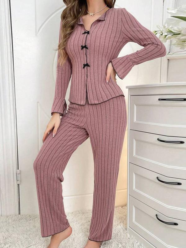 Ensemble deux pièces de vêtements de détente pour femmes, haut et pantalon unis avec bordure festonnée, ensemble pyjama décontracté et confortable à manches longues, col en V et pantalon, vêtements de nuit pour femmes pour toutes les saisons