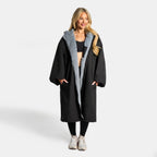 Peignoir de Séchage Imperméable Coupe-Vent, Robe de Changement Doublée Polaire Sherpa Douce, Manteau Veste à Capuche Surdimensionné à Manches Longues pour Enfants, Adultes, Hommes, Femmes, Surf, Plage, Natation, Restez au Sec