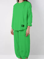 Completo due pezzi PRIMAVERA composto da camicia e pantaloni in tessuto morbido e compatto