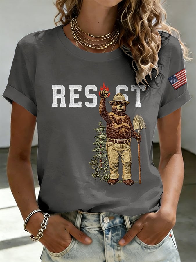 T-shirt stampata Retrò Resist Save The Forest Service