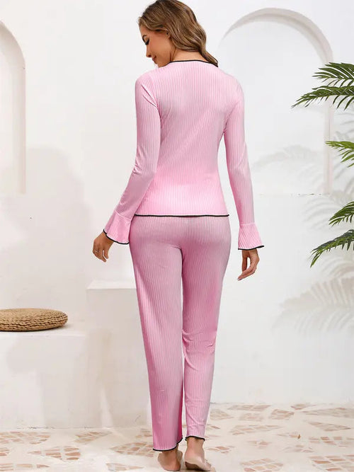 Completo da casa due pezzi da donna con top a tinta unita e pantaloni con bordo a lattuga, pigiama casual comodo a maniche lunghe con scollo a V e pantaloni, biancheria da notte da donna per tutte le stagioni