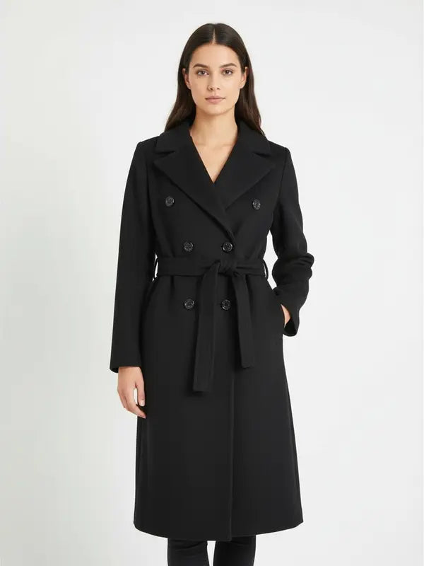 Long manteau croisé avec ceinture et revers, adapté à un usage quotidien et polyvalent.