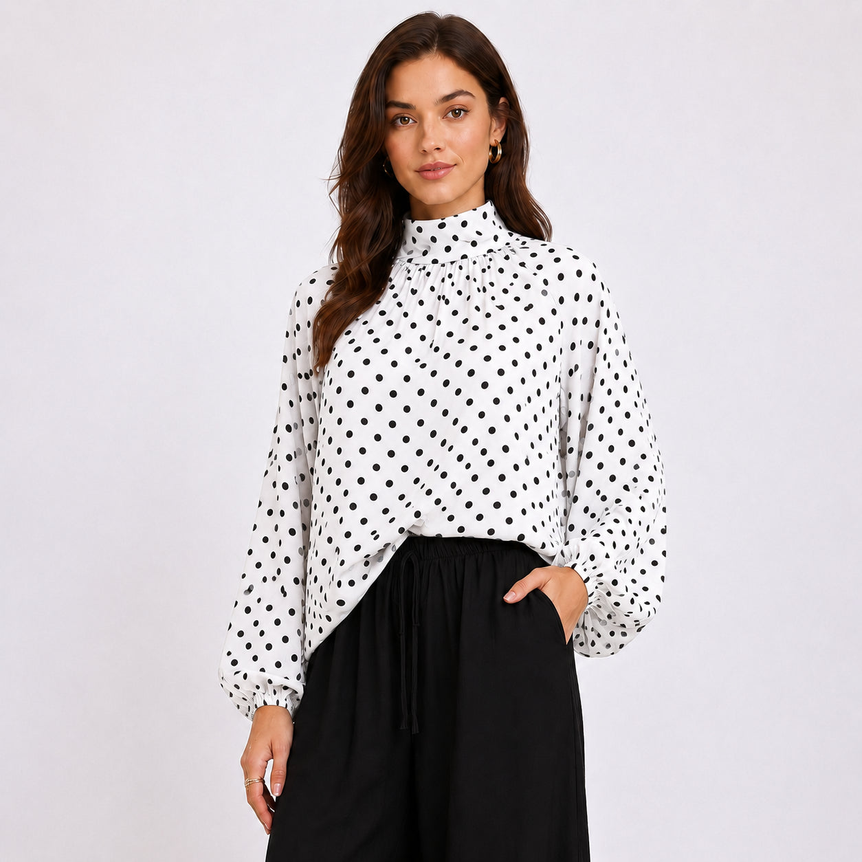 [2026.COUTURE] Camicia A Pois Con Fiocco Sul Retro