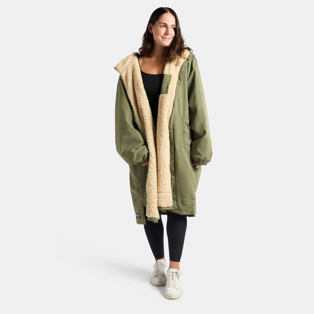Peignoir de Séchage Imperméable Coupe-Vent, Robe de Changement Doublée Polaire Sherpa Douce, Manteau Veste à Capuche Surdimensionné à Manches Longues pour Enfants, Adultes, Hommes, Femmes, Surf, Plage, Natation, Restez au Sec
