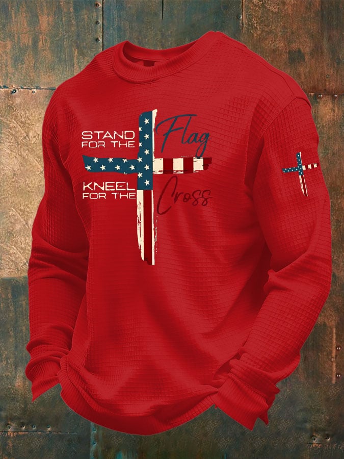 Maglietta a maniche lunghe da uomo con trama a nido d'ape "Stand For The Flag Kneel For The Cross"