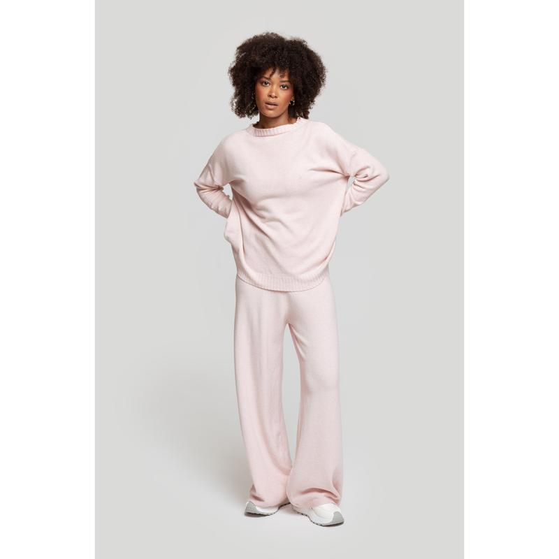 Completo due pezzi in maglia: T-shirt a maniche lunghe, girocollo, pantaloni con elastico in vita, maglia di medio spessore, comodo e versatile, abbigliamento femminile, adatto all'uso quotidiano, specialmente per i cambi di stagione.