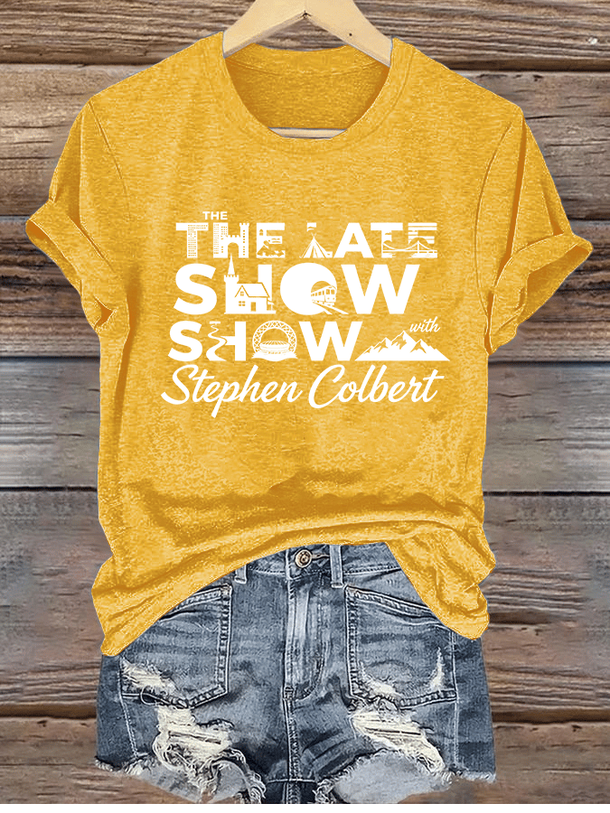 T-shirt da donna con stampa albero ultima mostra retrò