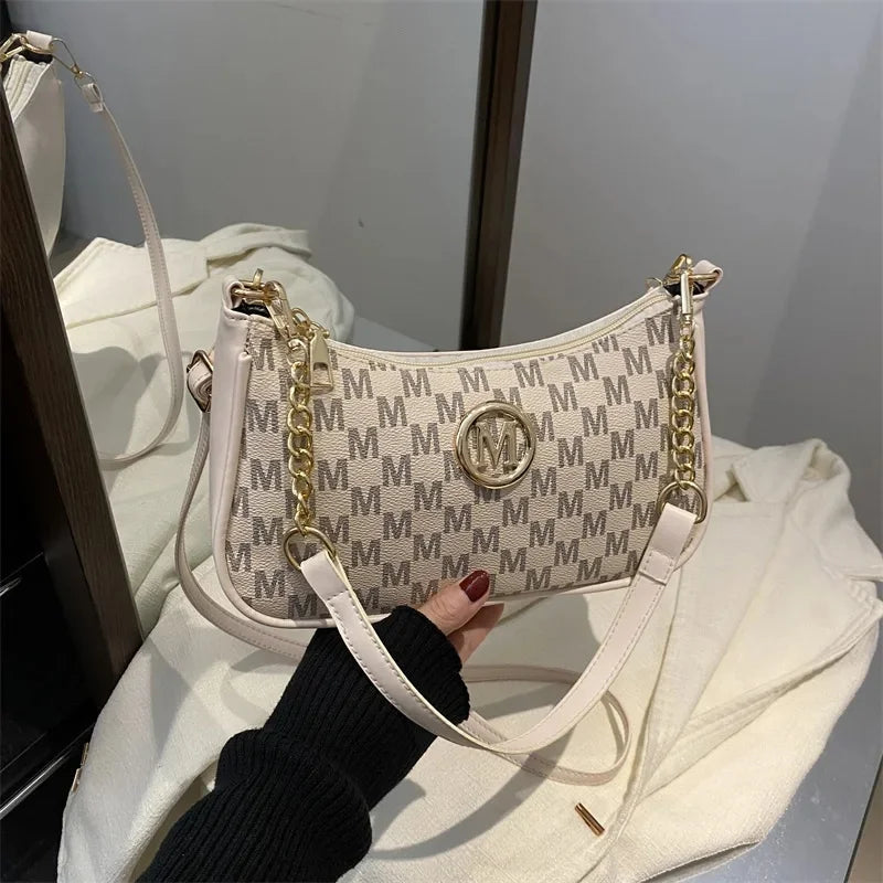 Borsa a mezzaluna di tendenza per donna