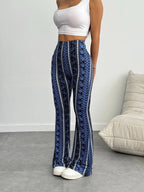 Pantaloni attillati in maglia svasati con stampa geometrica da donna, pantaloni casual estivi comodi ed eleganti per l'uso quotidiano, capi inferiori da donna per tutte le stagioni