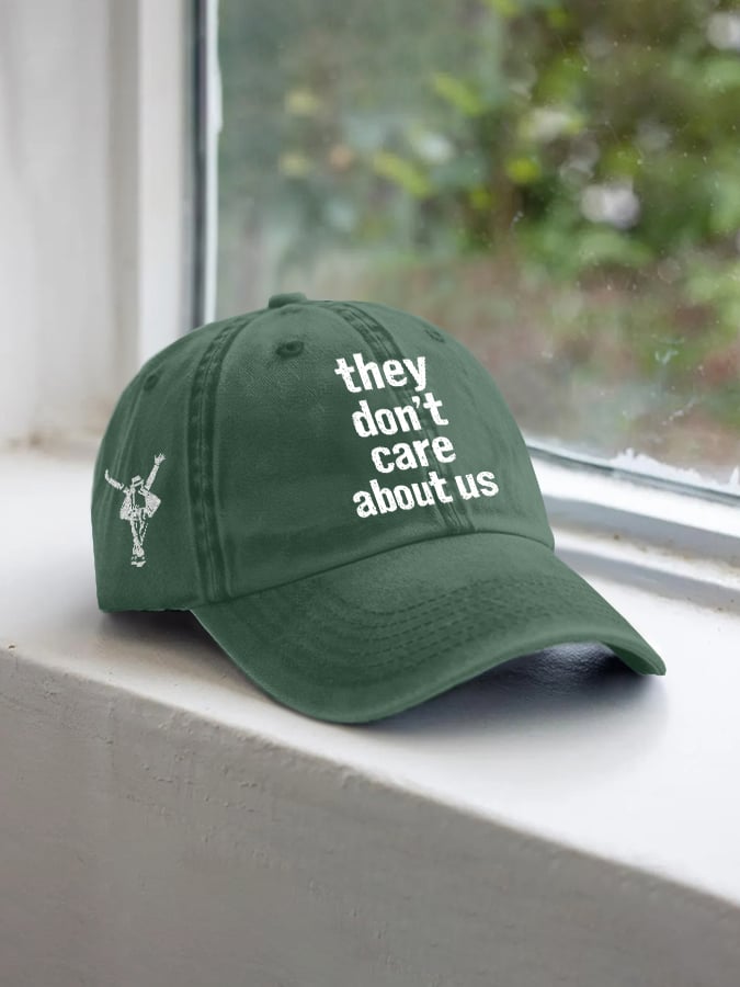 Cappello Stampa Unisex They Don't Care About Us