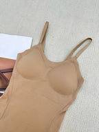 Body gainant pour femme avec bretelles spaghetti réglables et dos nu, vêtement d'été, body basique tricoté uni froncé sans coutures et sans armatures pour l'été, gaine sculptante pour femme au quotidien