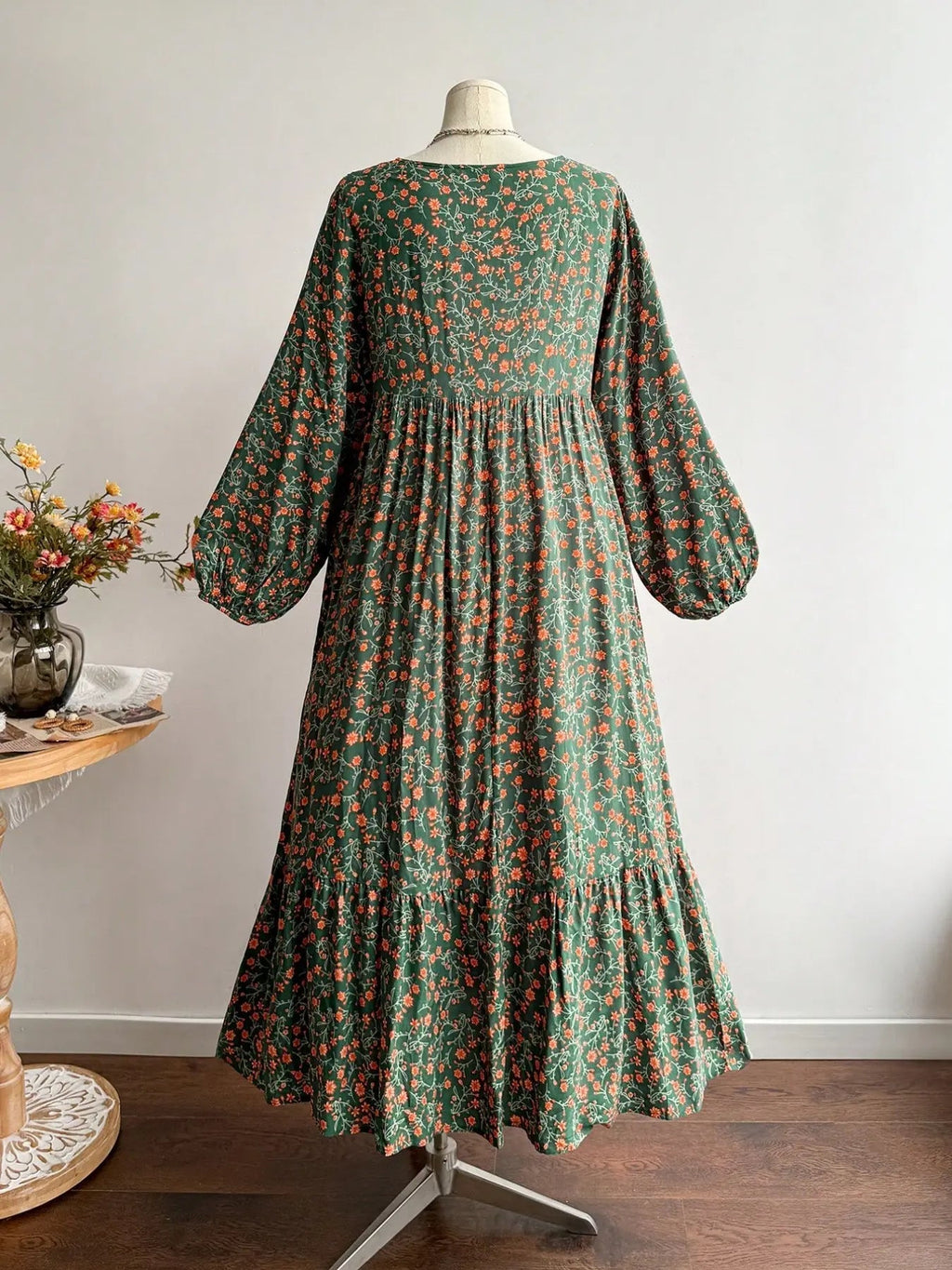 Abito Lungo Floreale da Donna Taglie Forti, Abito Lungo con Scollo a V e Lacci sul Retro e Bordo in Pizzo a Maniche Lunghe per Autunno Inverno, Elegante e Casual