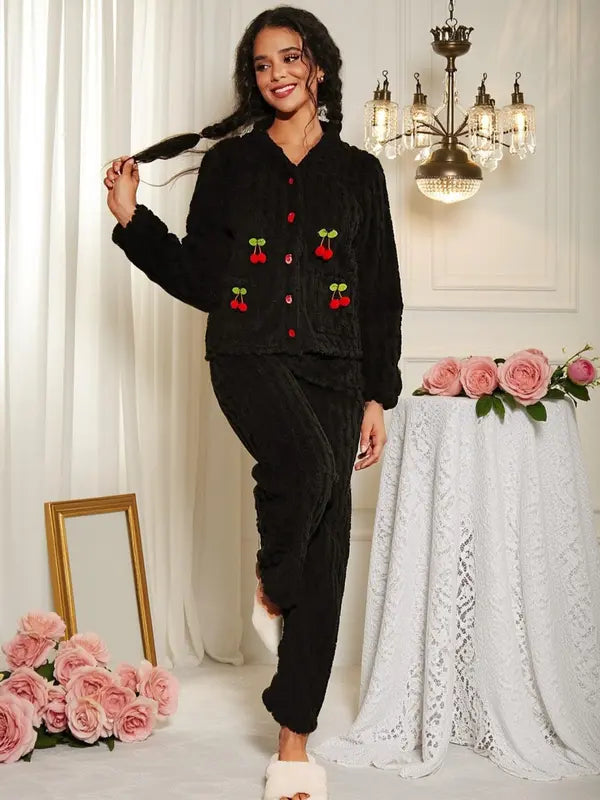 Ensemble de détente doux avec décorations de cerises pour femme, ensemble élégant et décontracté haut à manches longues et pantalon, vêtements de nuit pour femme pour l'automne et l'hiver, pyjama