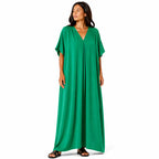 Robe longue, ample et fluide à col en V pour femme – chic et confortable pour l'été.